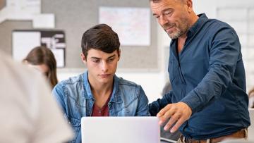 Estrategias docentes para el acompañamiento universitario: conectando con la nueva generación
