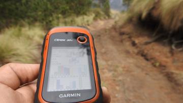 Levantamiento de Información Geográfica con Aplicativo GPS (Sistema de Posicionamiento Global) en equipos móviles